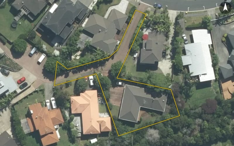 14B Baulcomb Parade