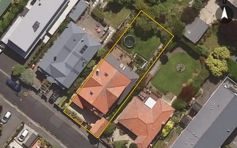 11 Sheen Street