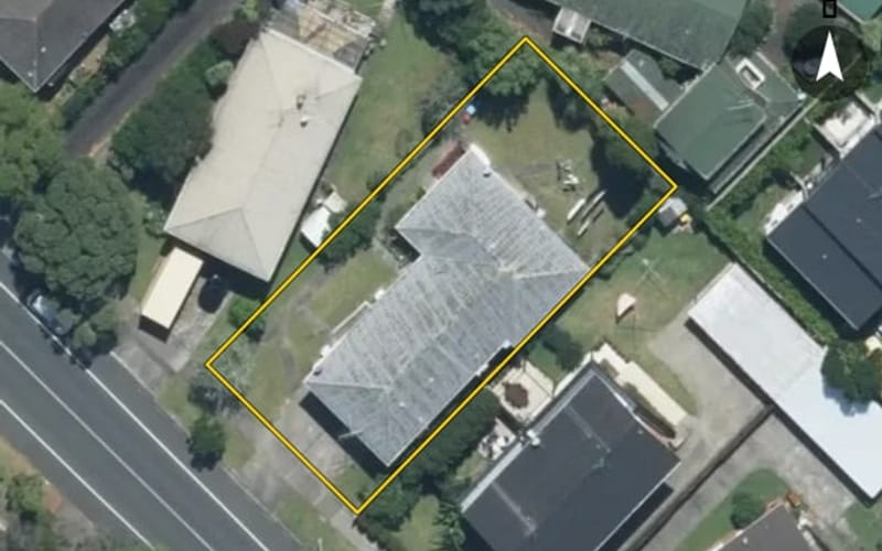 52 Felton Mathew Avenue