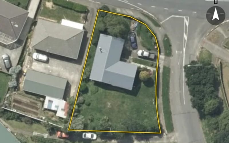 2 Cornwall Crescent