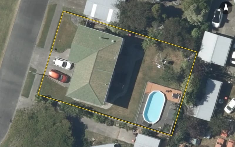 7 Townshend Crescent
