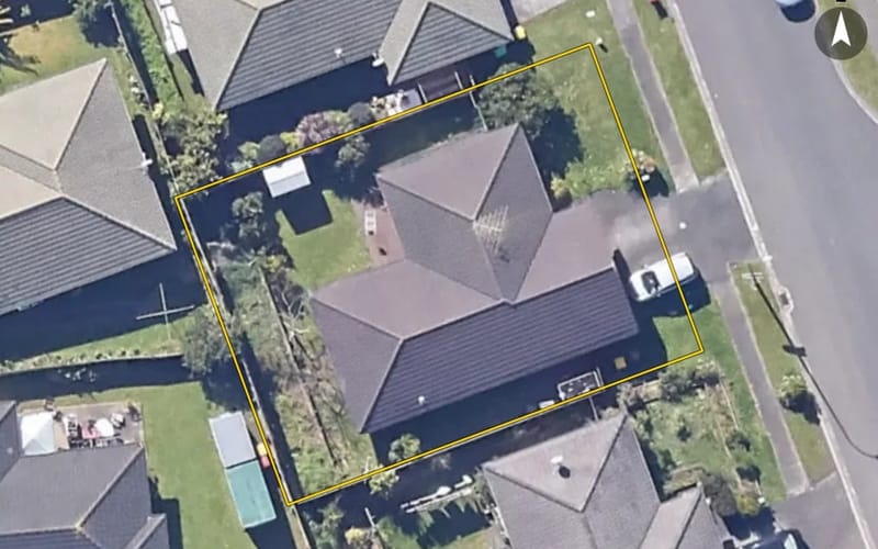 15 Tussock Avenue