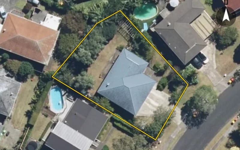 12 Galvan Avenue
