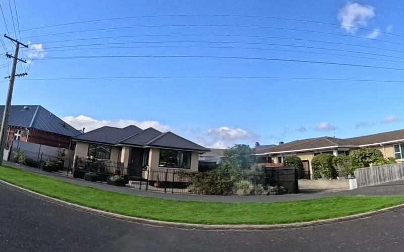 85A Hargest Crescent