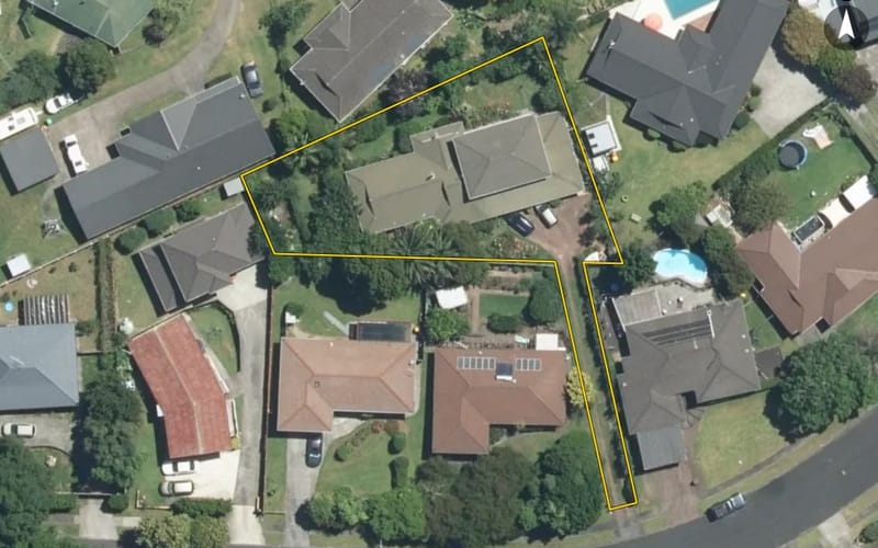 13 Gaylands Place