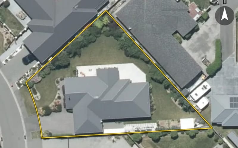 25 Douglas Drive