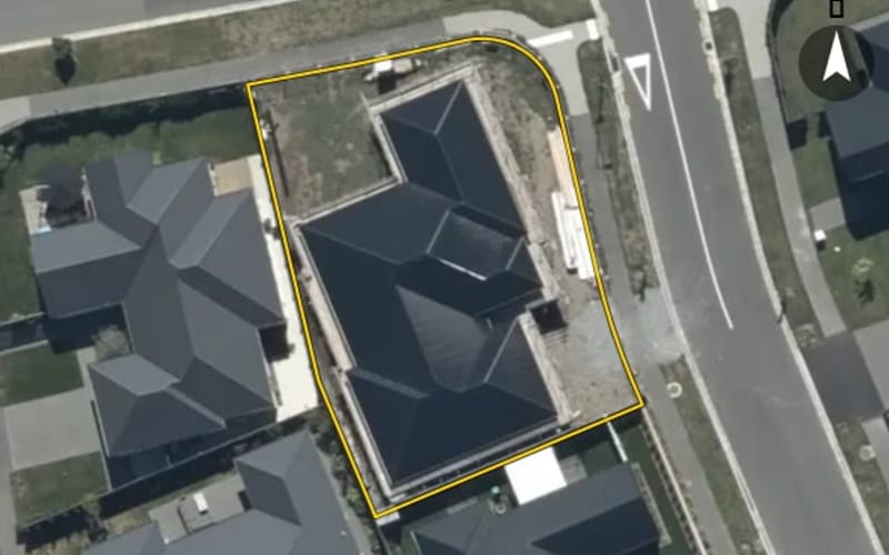 2 MacKinnon Street