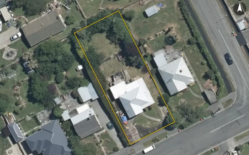 33 Luxmoore Road