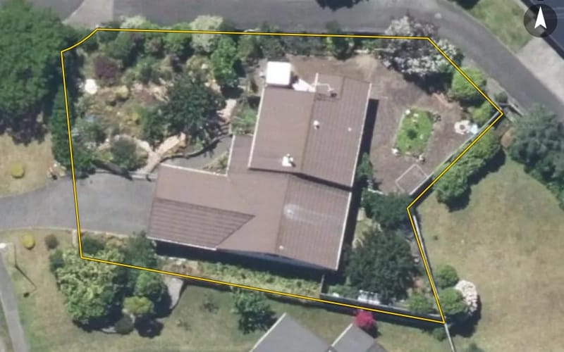 6 Linda Place