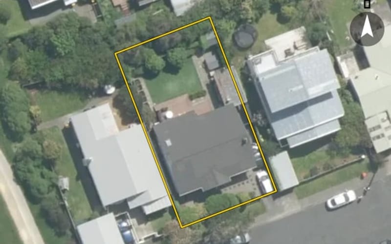 18 Fernlea Avenue