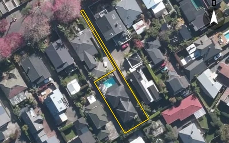 63A Dignan Street