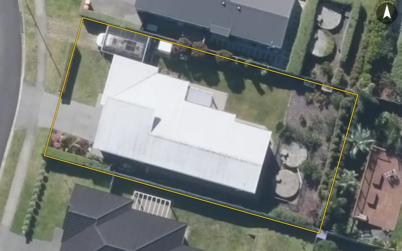6 Lydiard Place