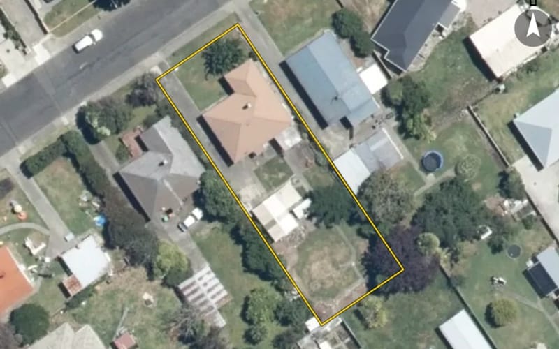 1232 Norfolk Crescent