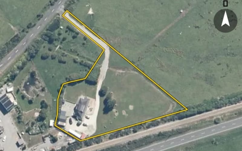 32 Greyhound Road