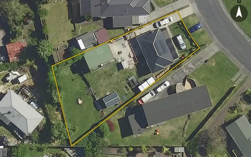 10 Huia Street