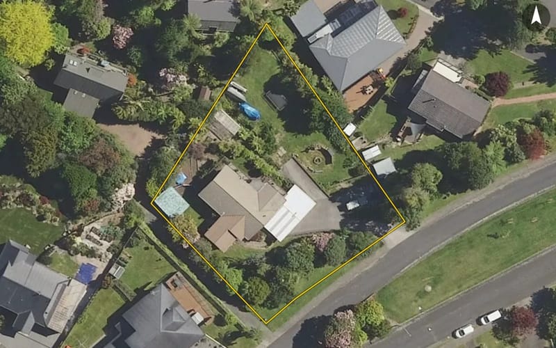 25 Raniera Place