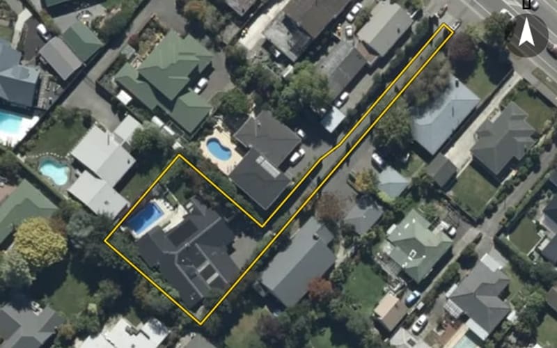 89B Memorial Avenue