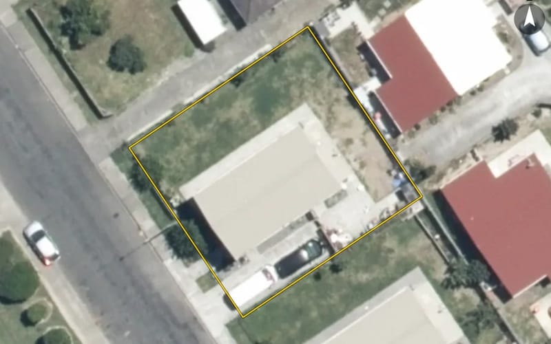 1217A Norfolk Crescent
