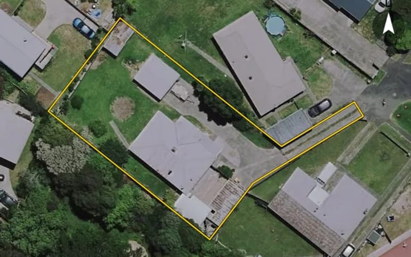 14 Odlin Crescent