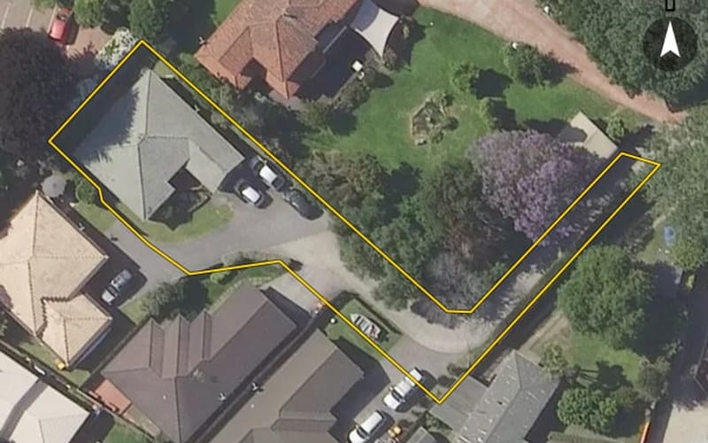 54 Robins Road