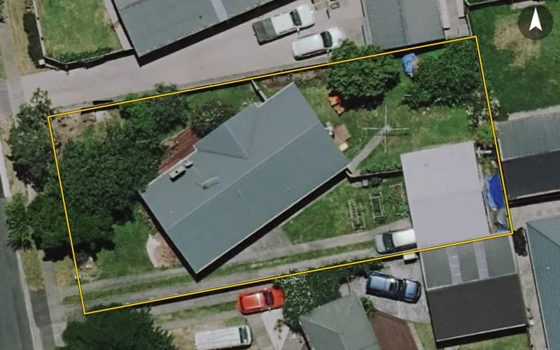 6 Deanwell Avenue