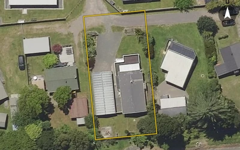 18 Aoturoa Avenue