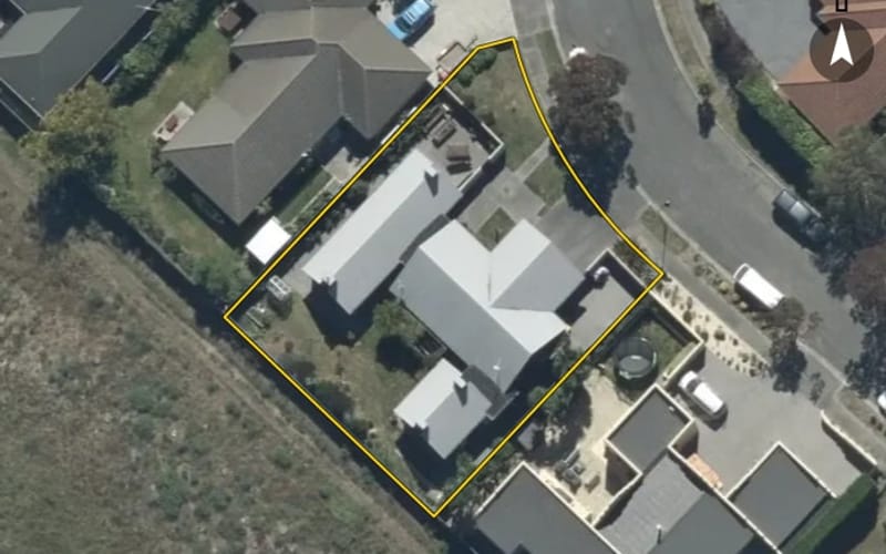 23 Amoka Crescent