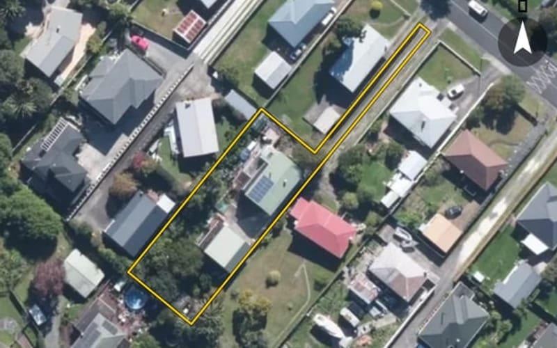 16 Glendene Avenue