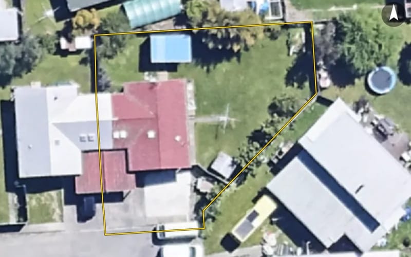 4C Mowat Street