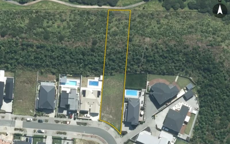 37 Headsail Drive