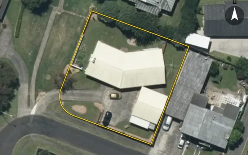 1 Woodstock Crescent
