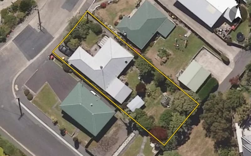 11 Heath Street