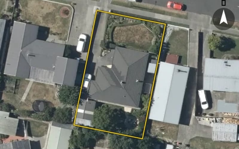 47 Robinson Crescent