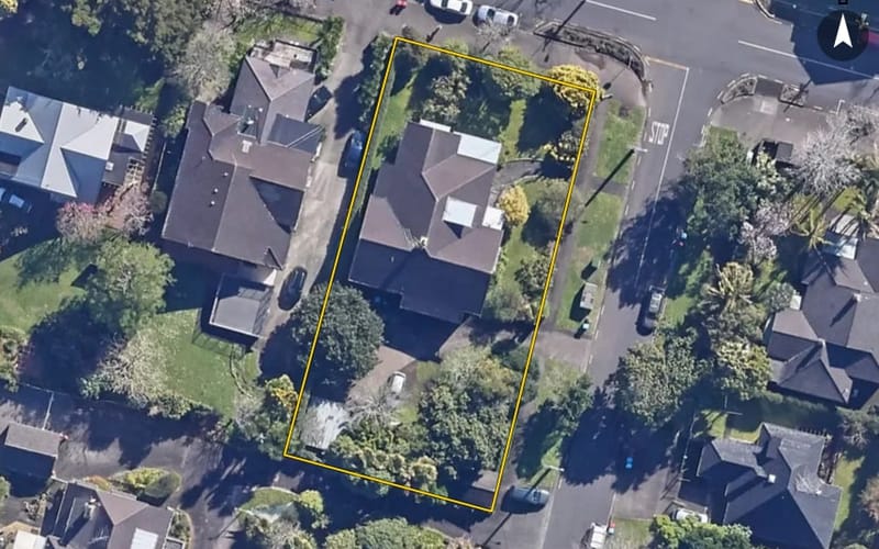 26 Seccombes Road