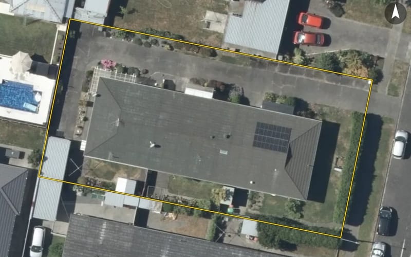 2/3 Crichton Place