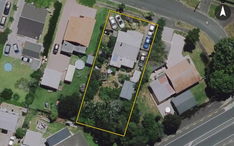 62 Makomako Street