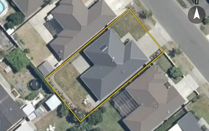 24 Lowry Place