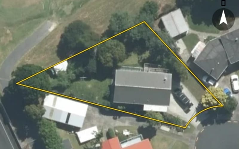 8 Altona Road