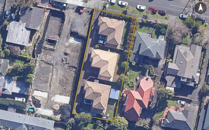 20C Kipling Avenue