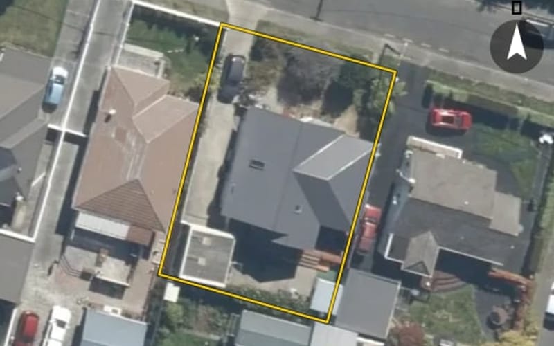 13 Ropata Crescent