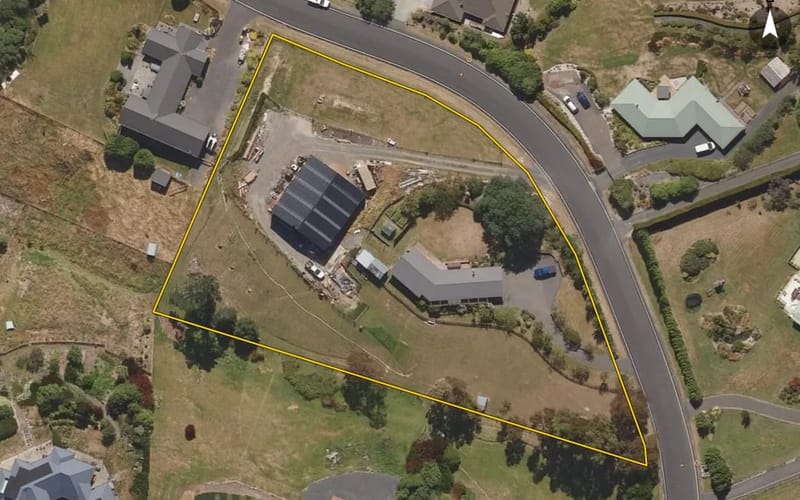 7 Wavy Knowes Drive
