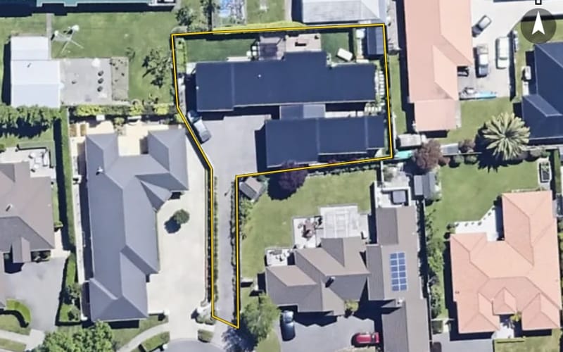 8 Rutledge Drive