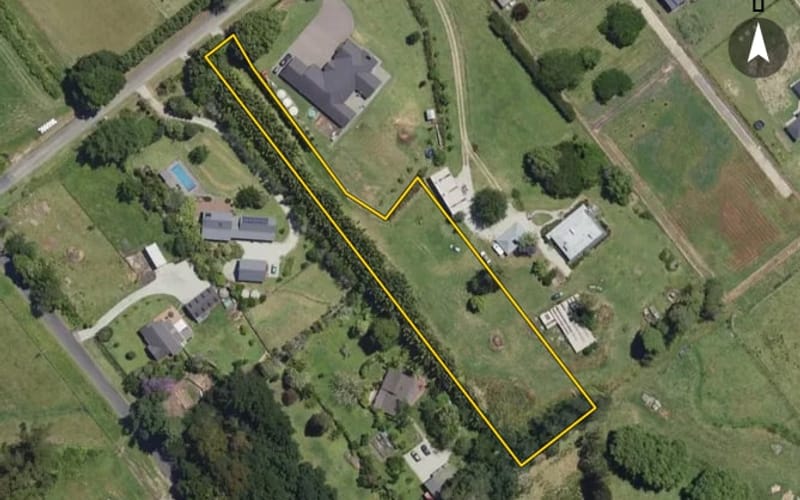 78 MacLaurin Road