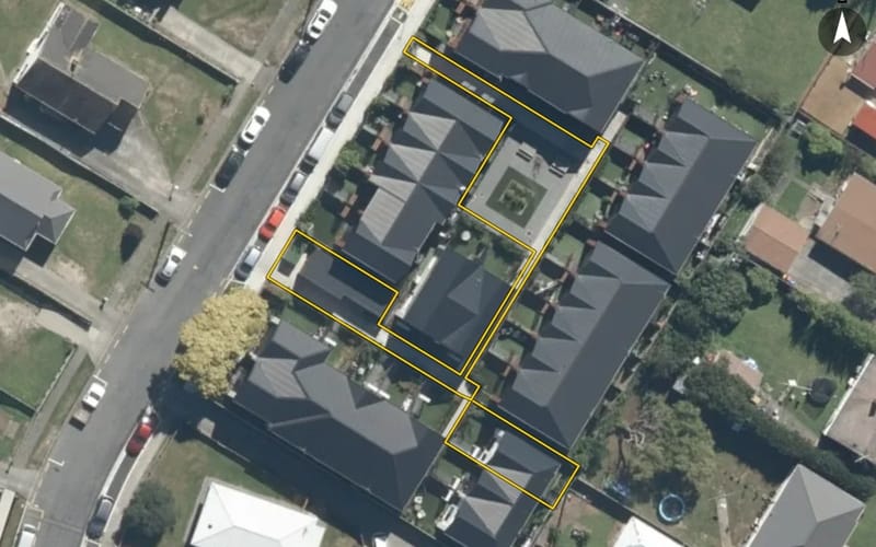 9/10 Biddle Crescent