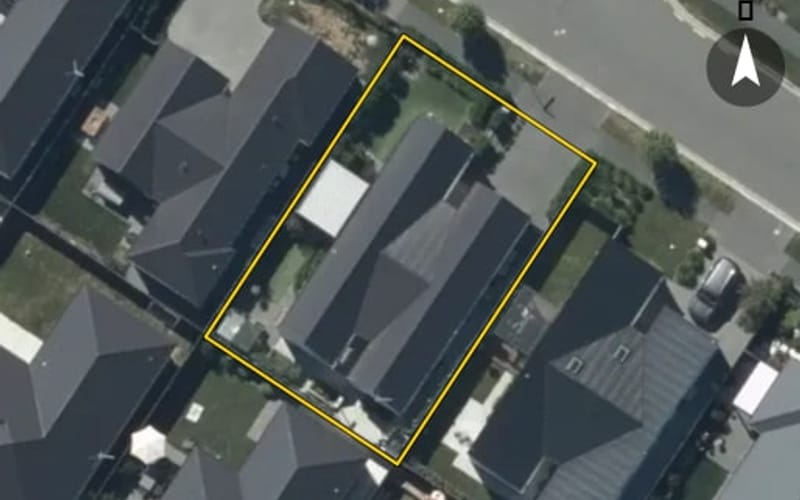 15 Larissa Road