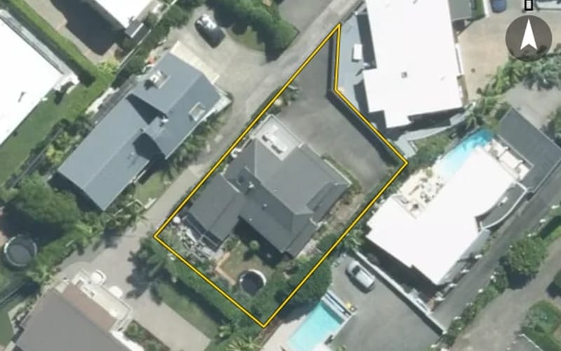 12B Eastcliffe Road
