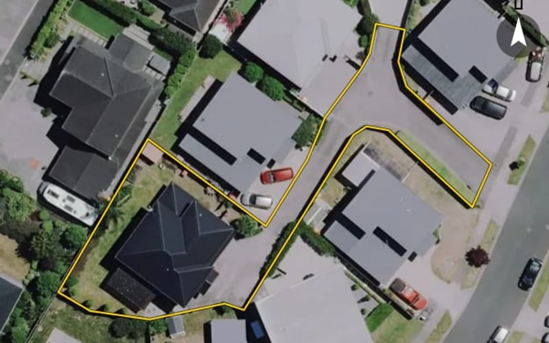 53 Featherstone Drive