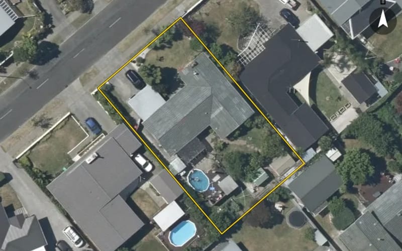14 Upham Crescent