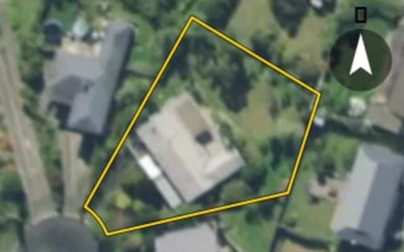 12 Handley Place
