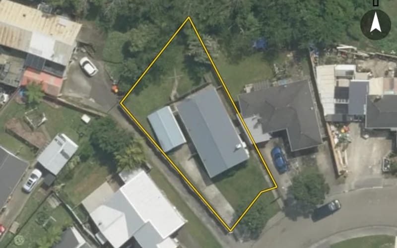 7 Loasby Crescent
